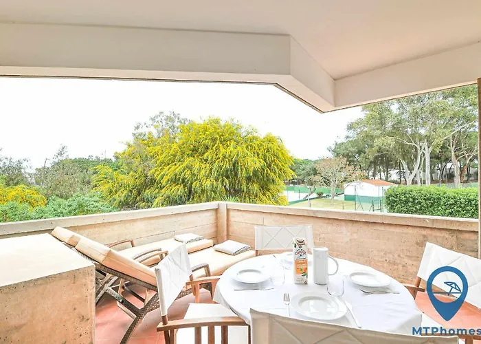 Balaia By Mtphomes Apartmán *